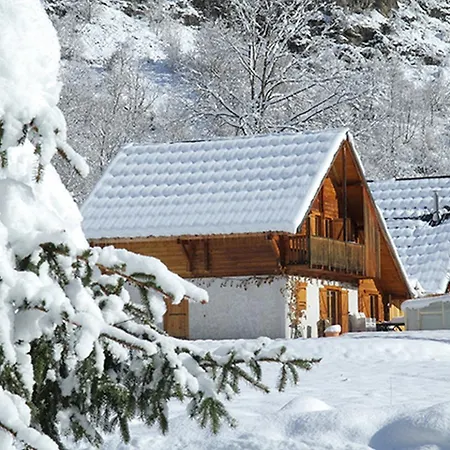Odalys Le Pleynet Chalet *